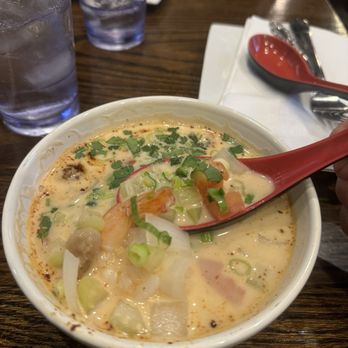 Charming Elephant - Tom Kai - Laotian Near Me - Baltimore, Maryland