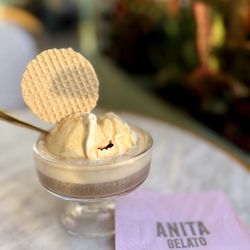 Anita Gelato - Affogato on vanilla gelato, yum yum!