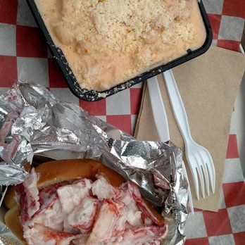 James Hook & Co - Lobster Mac & Cheese - regular lobster roll so decadent! - Seafood Near Me - Boston, Massachusetts James Hook & Co - Lobster Mac & Cheese - regular lobster roll so decadent! - Seafood Near Me - Boston, Massachusetts