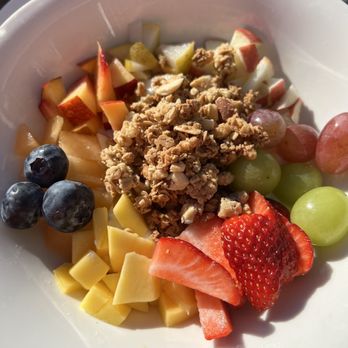Jpresso - Granola bowl - Coffee & Tea Near Me - Atlanta, Georgia