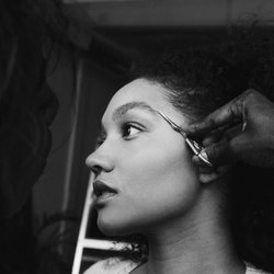 Omari Brow Studio - Your natural shape, not overdone or over emphasized, it what is most becoming.