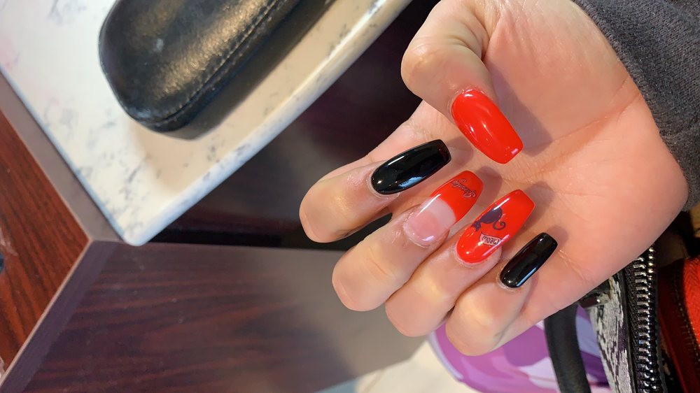 FRIENDLY NAILS 15 Photos & 22 Reviews 5603C Friendly Ave