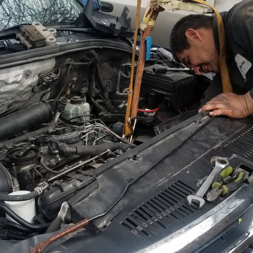 PRATT AUTO REPAIR AND BODY SHOP Updated August 2024 14 Reviews 1714 W Pratt Blvd, Chicago