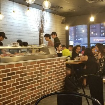 Akino - Ambiance - Sushi Bars Near Me - Elmhurst, New York