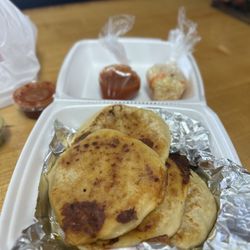 Salgado's Pupuseria & Taqueria