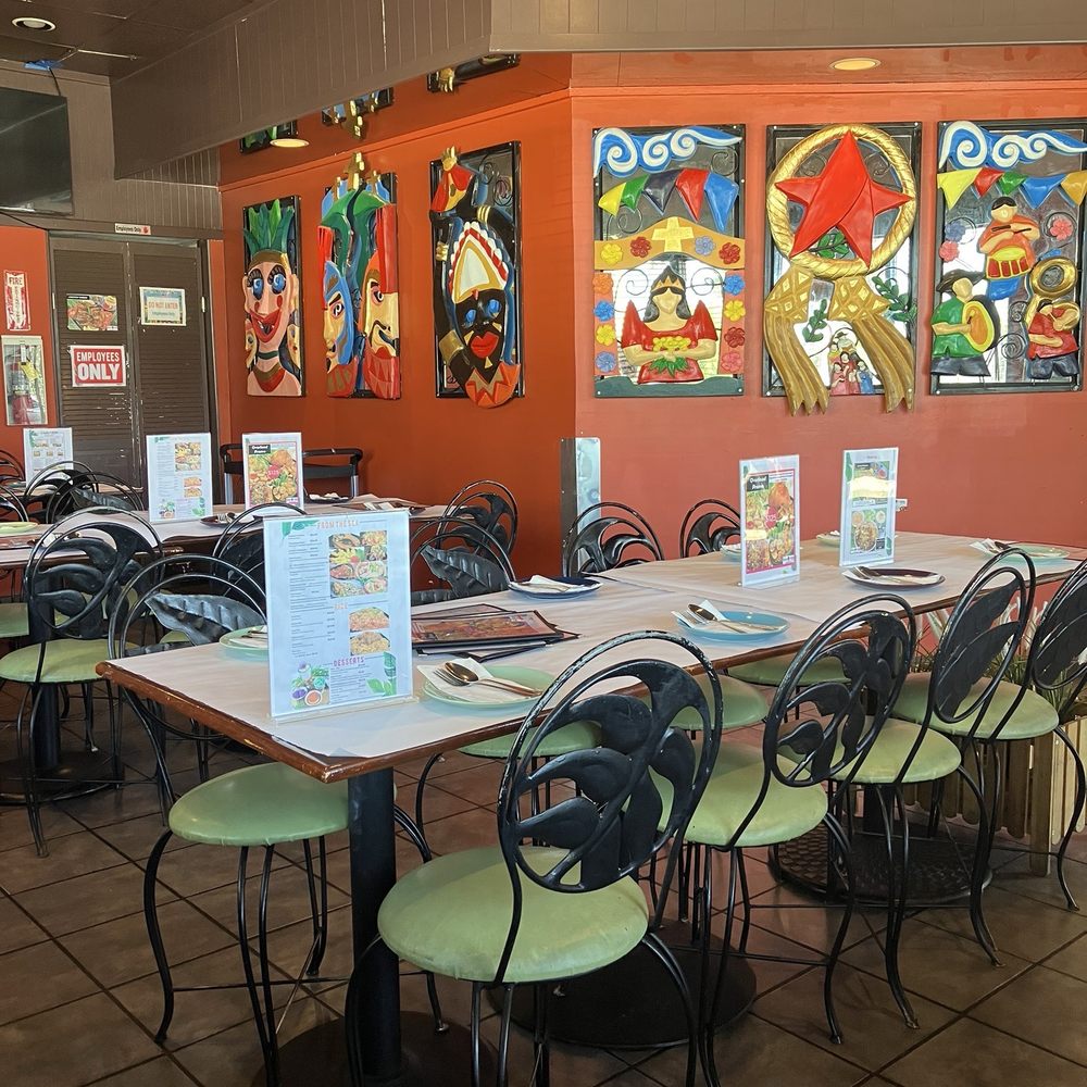 Barrio Fiesta Glendale - Interior - Filipino Near Me - Glendale, California Barrio Fiesta Glendale - Interior - Filipino Near Me - Glendale, California