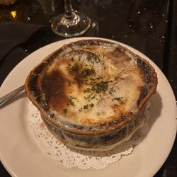 Ferris Steakhouse & Tavern - French onion soup