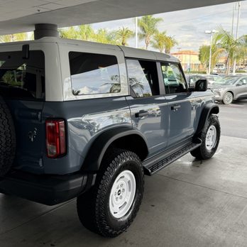 South Bay Ford Sales - Auto Parts & Supplies Near Me - Hawthorne, California