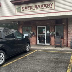 Harvest Cafe and Bakery - The outside