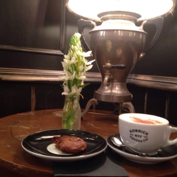 Kobrick Coffee - Delicious chai and a free cookie for having to wait a little bit for my chai when it was quite busy. - Cocktail Bars Near Me - New York, New York