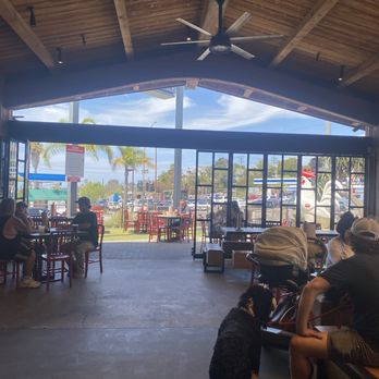 The Crack Shack - Spacious testaraunt - New American Near Me - Encinitas, California