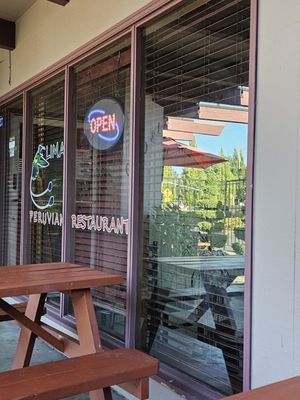 Lima Restaurant by null