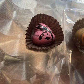 Le Macaron French Pastries - Truffle - Macarons Near Me - Wesley Chapel, Florida Le Macaron French Pastries - Truffle - Macarons Near Me - Wesley Chapel, Florida