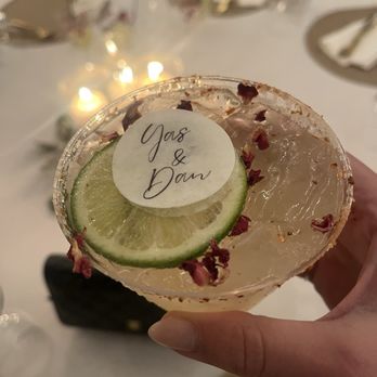 Mixed Bar Services - Personalized cocktails - Bartenders Near Me