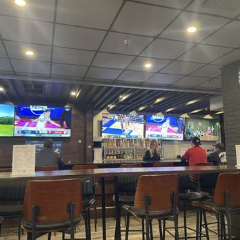 Girlfriend's Taphouse - American Near Me - Stafford, Virginia Girlfriend's Taphouse - American Near Me - Stafford, Virginia