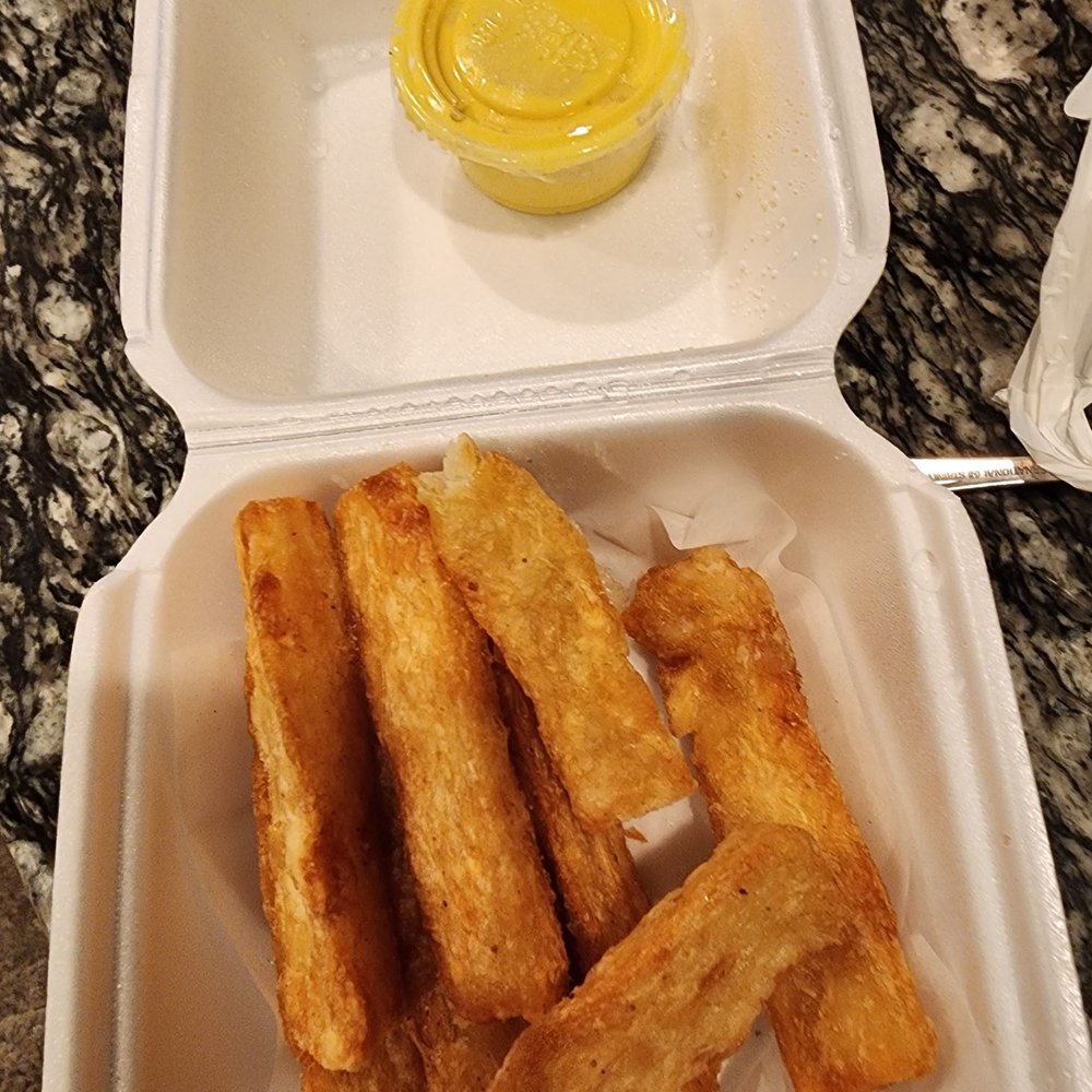 Red Panka - Yucca Frita with their sauce - Peruvian Near Me - Redlands, California