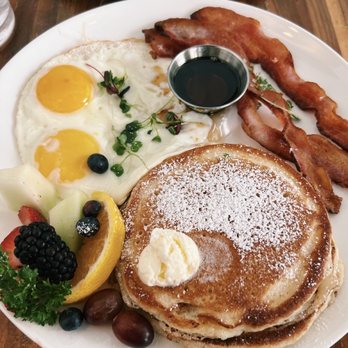 Lapisara Eatery - Pancakes - Breakfast & Brunch Near Me - San Francisco, California Lapisara Eatery - Pancakes - Breakfast & Brunch Near Me - San Francisco, California
