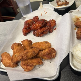 No Brand Chicken - Half and half with sweet Korean chili - Chicken Wings Near Me - Buena Park, California No Brand Chicken - Half and half with sweet Korean chili - Chicken Wings Near Me - Buena Park, California