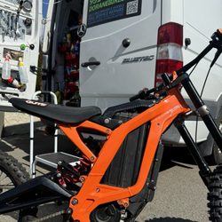 Doran’s Ebike Emoto PEV Surron Mechanic & Custom Ebike Builder - New powder coat!