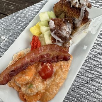 CORK & ALE - Shrimp and grits, bacon, fresh fruit and French toast. - Wine Bars Near Me - Waxhaw, North Carolina CORK & ALE - Shrimp and grits, bacon, fresh fruit and French toast. - Wine Bars Near Me - Waxhaw, North Carolina