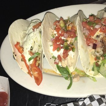 Hudson Grille - Taco trio- Grilled fish, buffalo chicken (delicious), de pollo frito ok (looked weird). - Sports Bars Near Me - Sandy Springs, Georgia