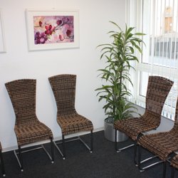 Claudia Lumper - Wartezimmer Praxis Lumper
