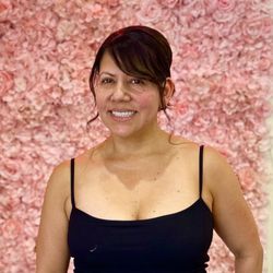 All Tressed Up Blowdry & Beauty Bar