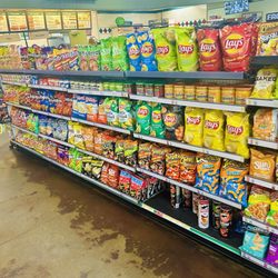 Jester Market - Chips and dip