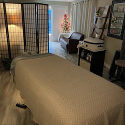 Water's Edge Therapeutic Massage