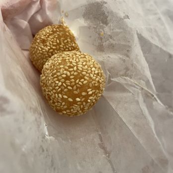 Lu's Sandwiches - Sesame Donuts (3) - Vietnamese Near Me - Minneapolis, Minnesota