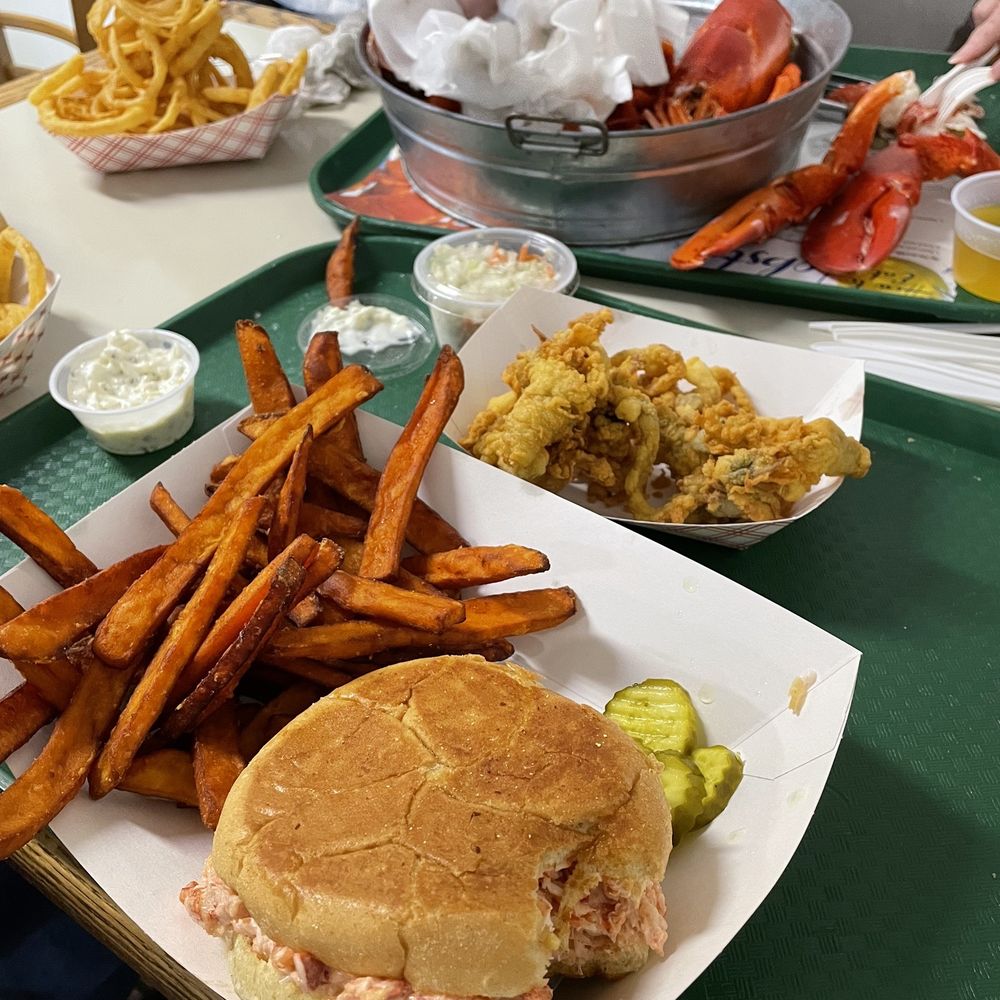 Pepper'S Landing Lobster Roll Kit: Ultimate Seafood Feast Made Easy