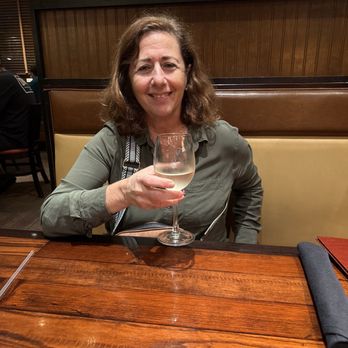 LongHorn Steakhouse - Pinot Grigio - Steakhouses Near Me - Hollywood, Florida LongHorn Steakhouse - Pinot Grigio - Steakhouses Near Me - Hollywood, Florida