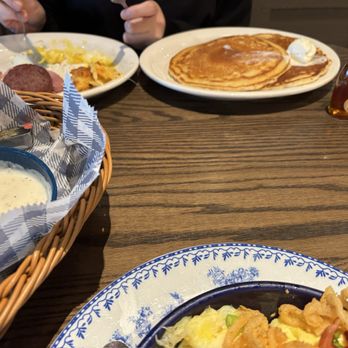 Cracker Barrel Old Country Store - Momma's Pancake Breakfast - American Near Me - Kissimmee, Florida Cracker Barrel Old Country Store - Momma's Pancake Breakfast - American Near Me - Kissimmee, Florida