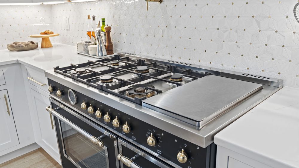 Slide of Veteran Built Homes