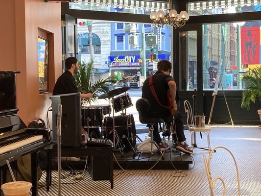 Cafe Beignet, Canal St. by null