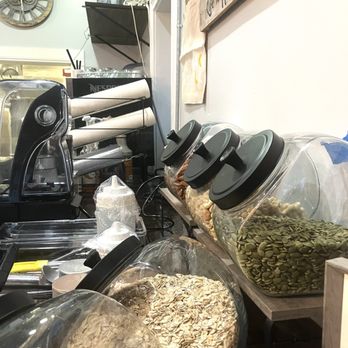 Mac Shack - This is a glimpse of the coffee  area, there are few spots like this, happy to be a customer!! - American Near Me - Brooklyn, New York