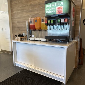 Boltiful Fresh Kitchen - Fountain Machine - New American Near Me - San Jose, California Boltiful Fresh Kitchen - Fountain Machine - New American Near Me - San Jose, California