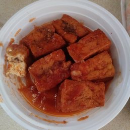tofu with spicy, tangy sauce