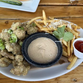 Big Island Brewhaus - Fish bites - Breweries Near Me - Kamuela, Hawaii