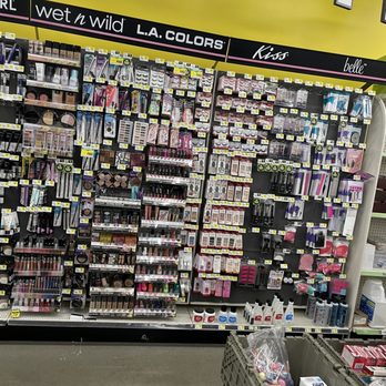 Dollar General - Discount Store Near Me - Fowler, California