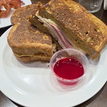 French Toast Atl - Money Cristo without the sugar and a side of bacon - Breakfast & Brunch Near Me - Marietta, Georgia French Toast Atl - Money Cristo without the sugar and a side of bacon - Breakfast & Brunch Near Me - Marietta, Georgia
