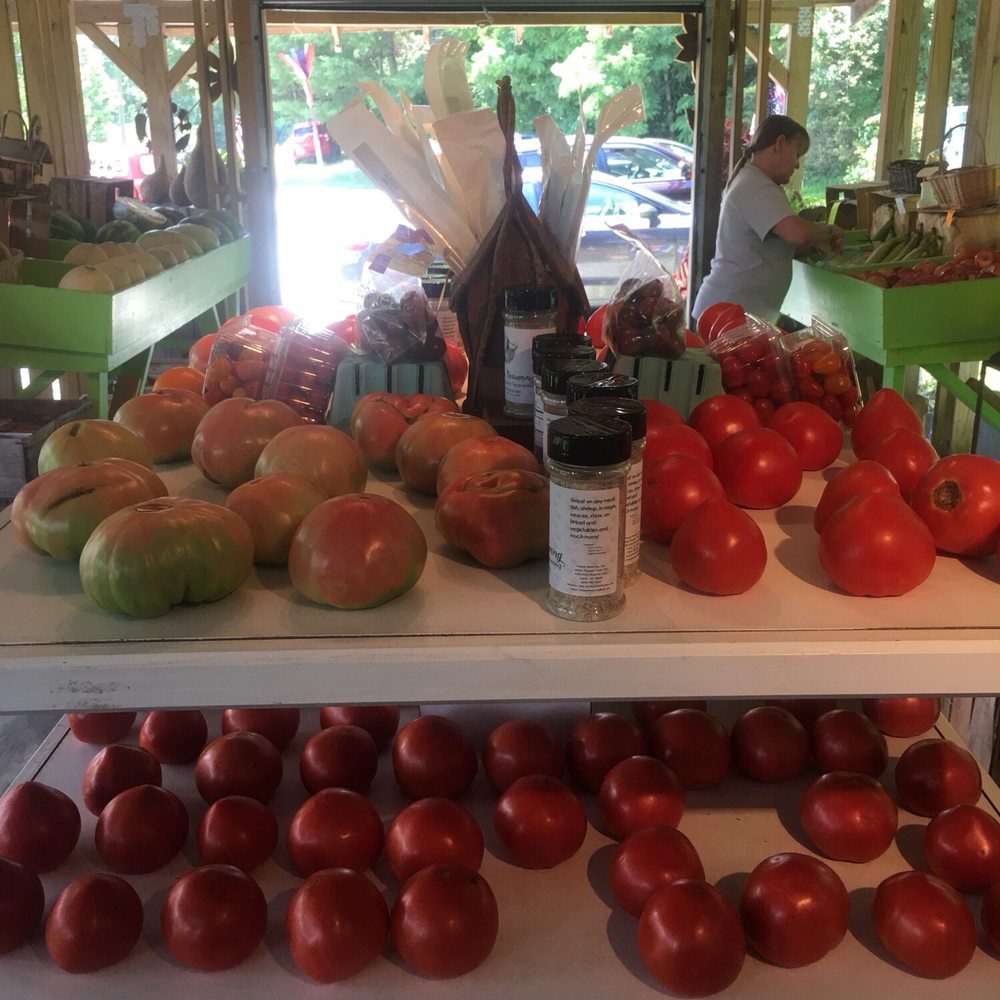 Maw's Produce - Tomatoes - Arts & Crafts Near Me - Boone, North Carolina