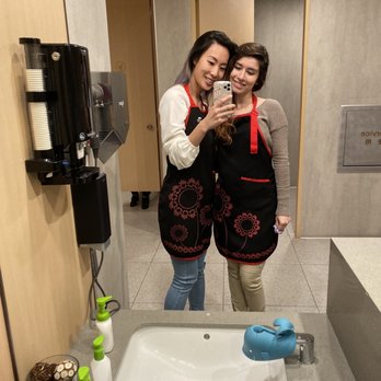 Haidilao Hotpot Flushing - Bathroom - Hot Pot Near Me - Flushing, New York Haidilao Hotpot Flushing - Bathroom - Hot Pot Near Me - Flushing, New York