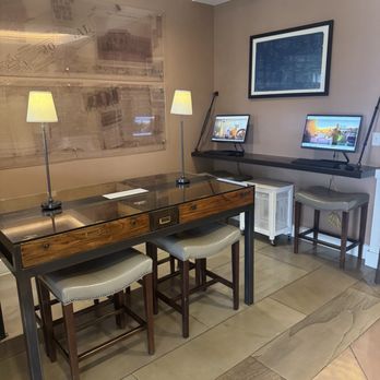 Hotel Parq Central - Business nook - Hotels Near Me - Albuquerque, New Mexico
