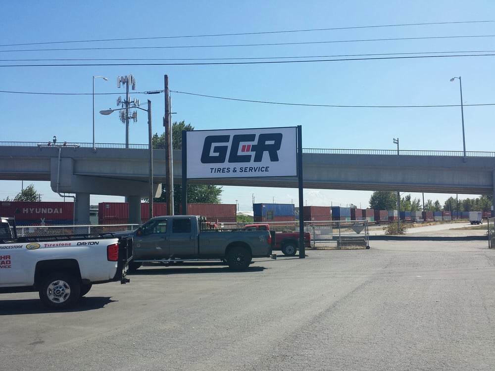 GCR TIRES & SERVICE Updated September 2024 1671 Lincoln Ave,