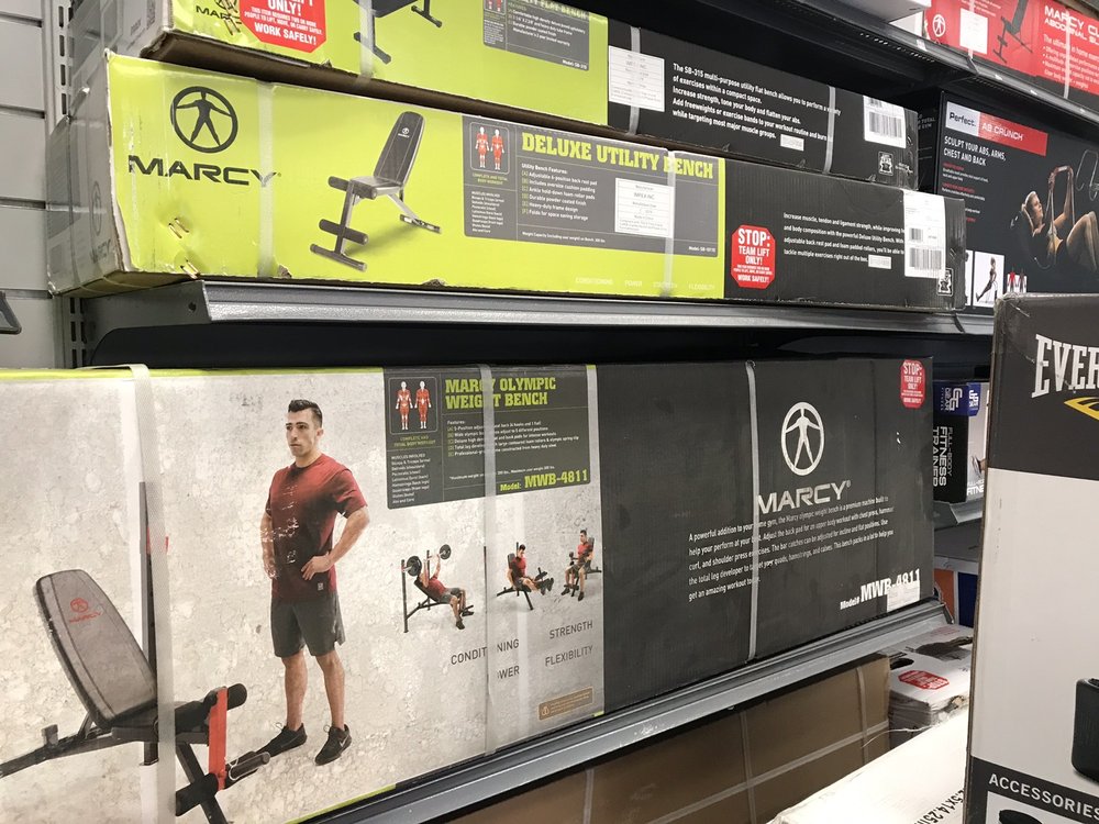 BIG 5 SPORTING GOODS 18 Reviews Shoe Stores 1305 Trancas St, Napa