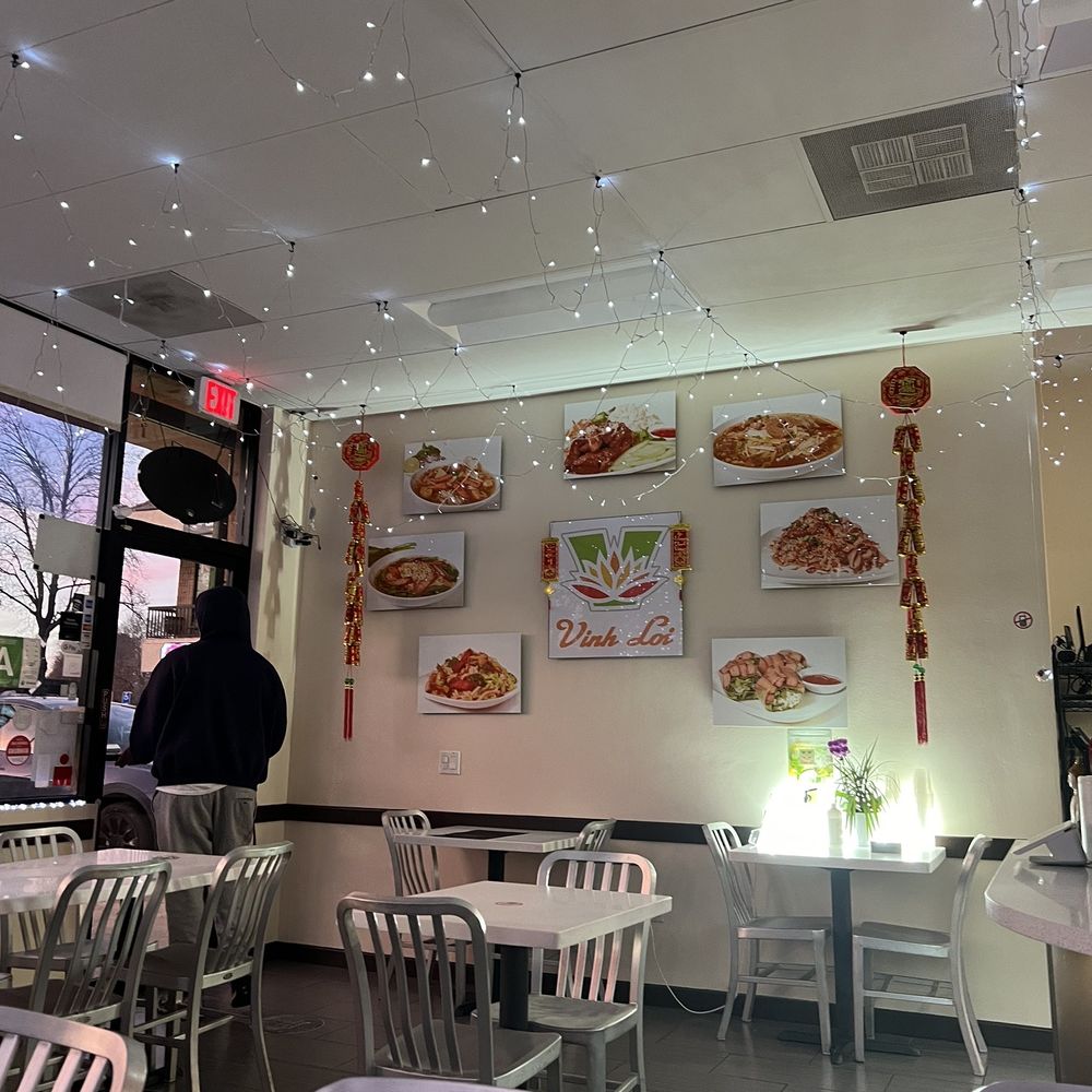 Vinh Loi Tofu - Moody romantic lighting at night. - Vietnamese Near Me - Reseda, California Vinh Loi Tofu - Moody romantic lighting at night. - Vietnamese Near Me - Reseda, California