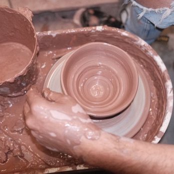 Miami pottery - Nice little pot - Paint-Your-Own Pottery Near Me - Hialeah, Florida