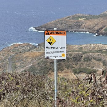 Koko Crater Trail - Hiking Near Me - Honolulu, Hawaii