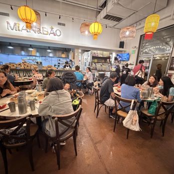 Mian & Bao - inside the restaurant - Dim Sum Near Me - Honolulu, Hawaii Mian & Bao - inside the restaurant - Dim Sum Near Me - Honolulu, Hawaii